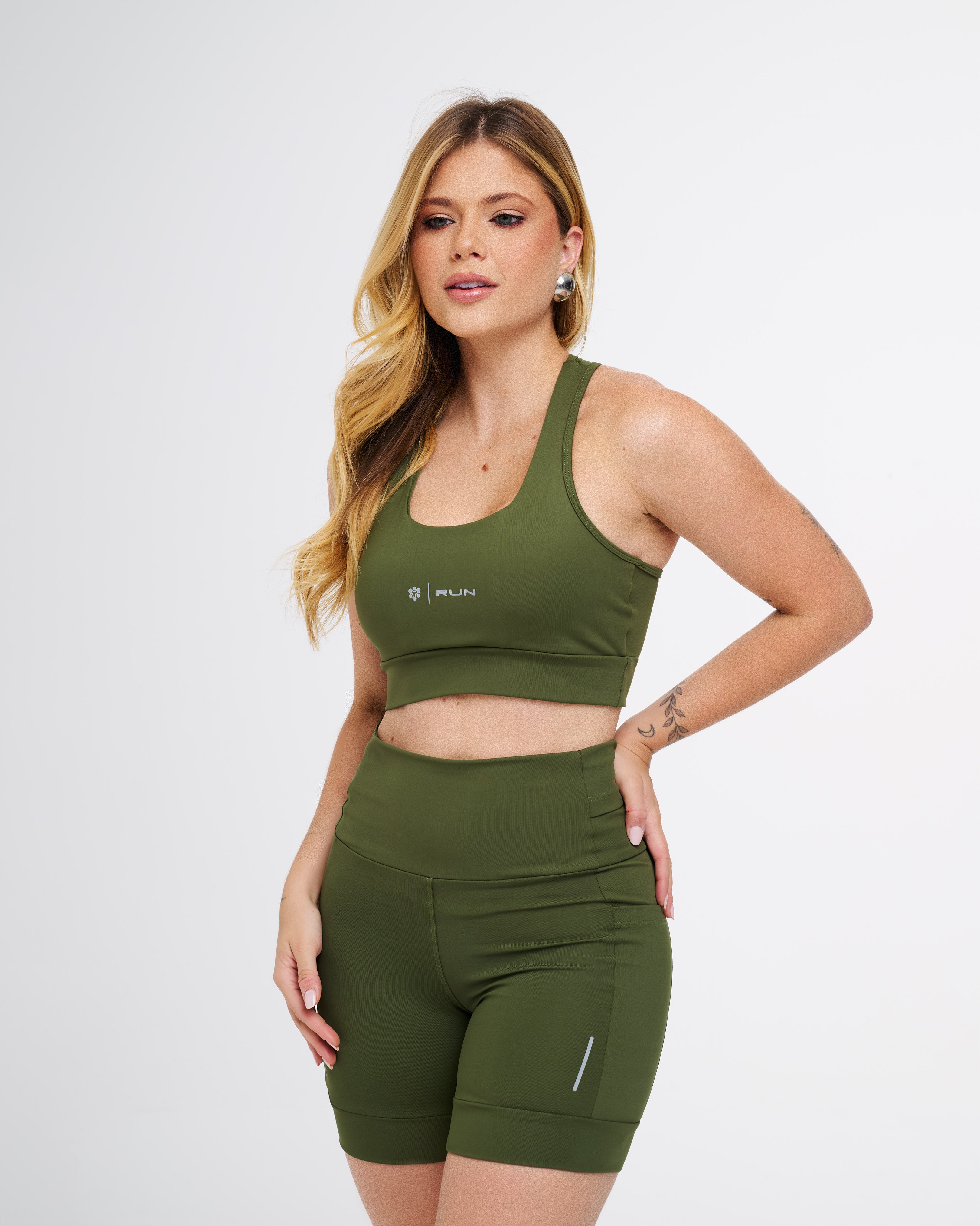 Conjunto Short Run