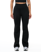 Calça Flare