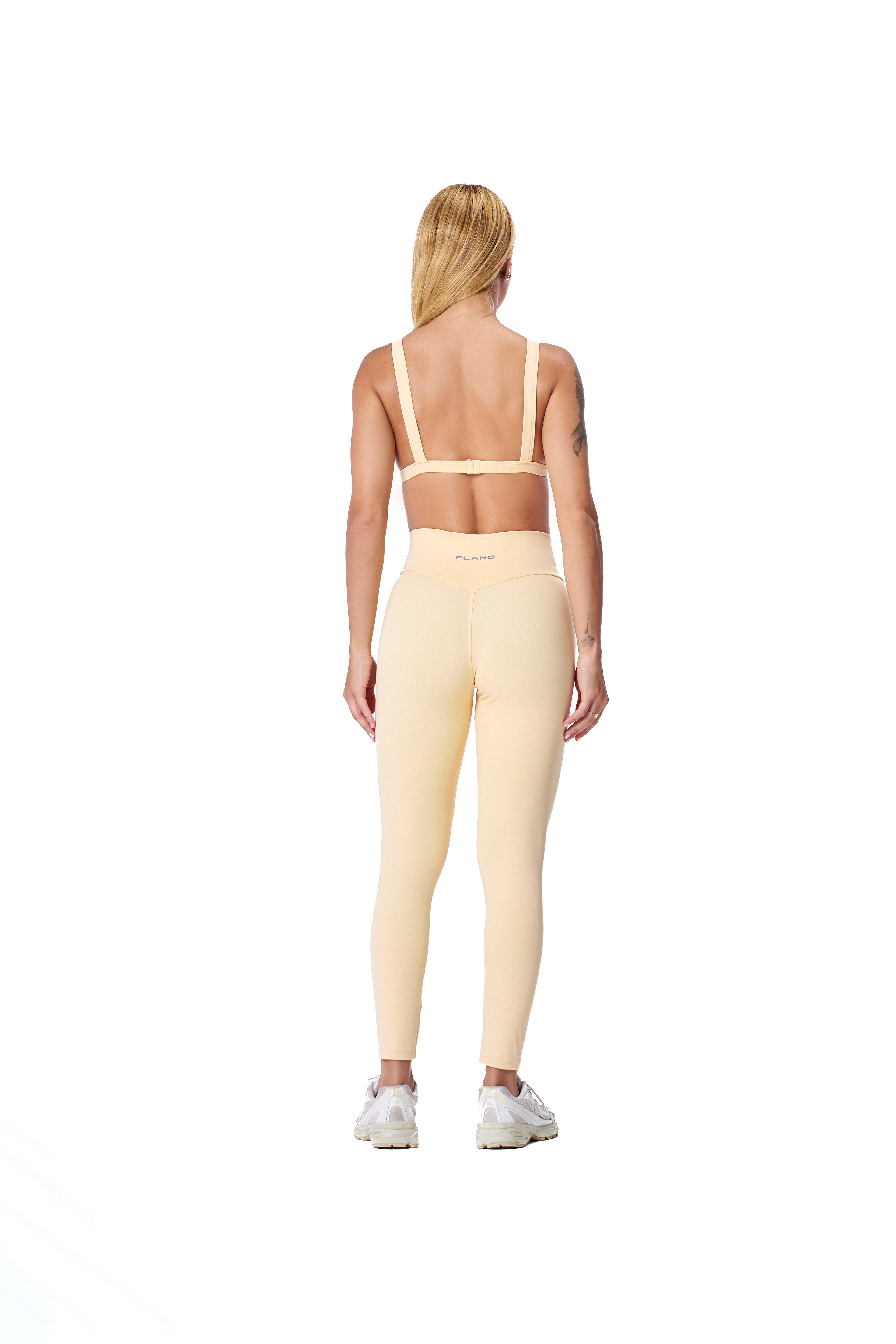 Conjunto Volt